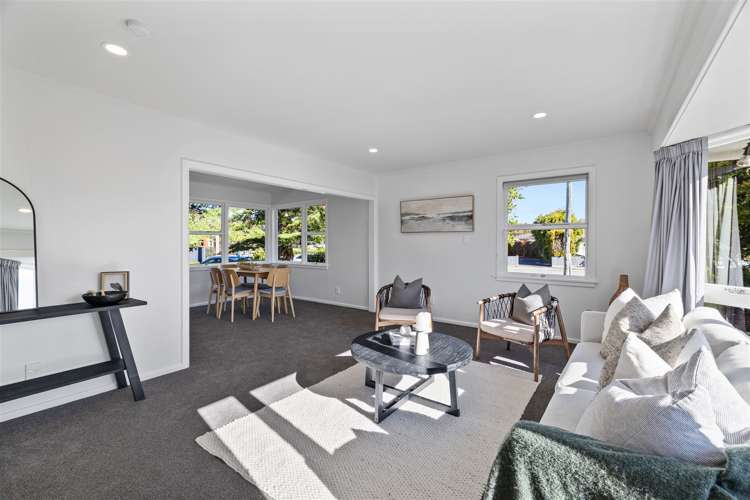 98 Teesdale Street Burnside_2