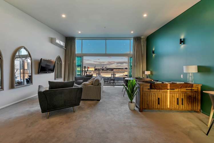 48A/139 Quay Street City Centre_0