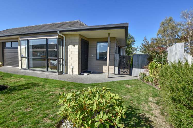 31 Ashmore Park Road Carterton_12