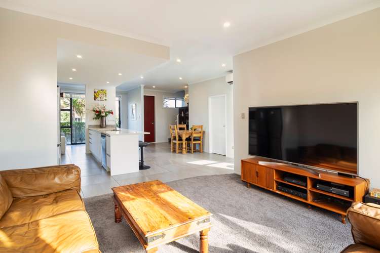 27 Liquidambar Drive Hobsonville_10