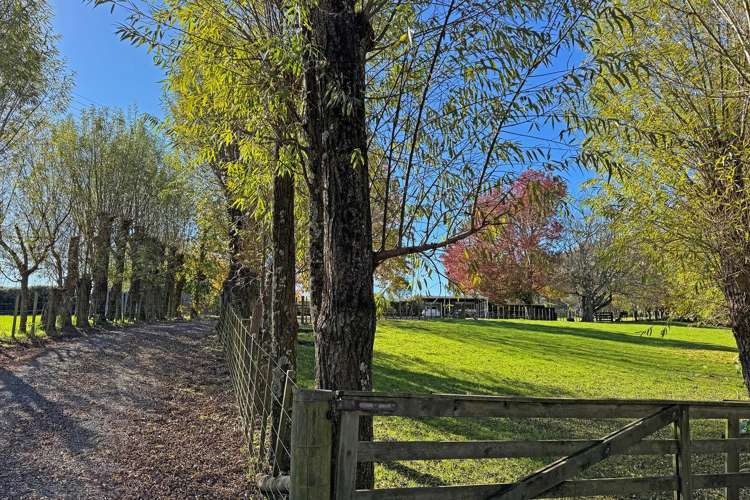 828 Ridge Road Riverhead_15