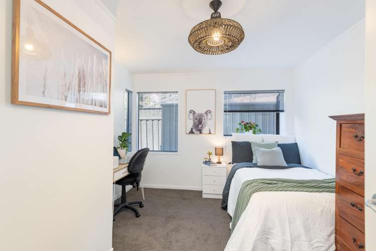 11 Johnswood Grove Clouston Park_36