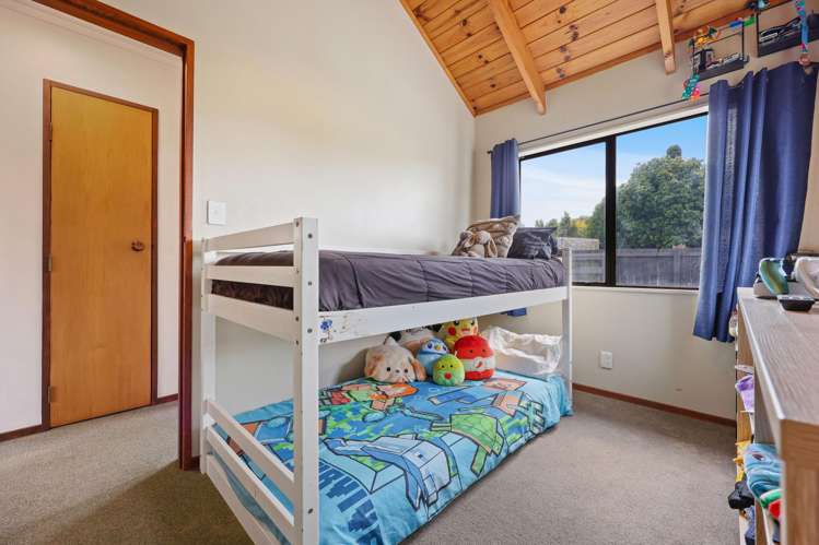 2/11 Hosking Place Clarks Beach_14