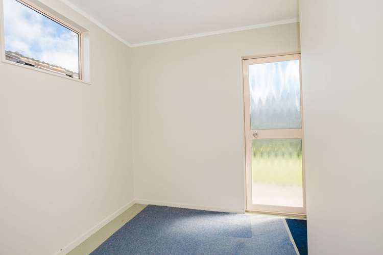 14 McCallum Street Dannevirke_12