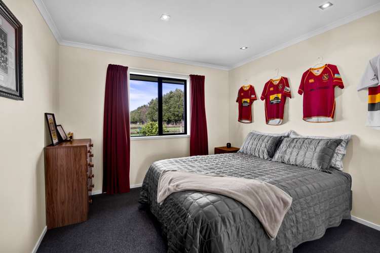 105 Mawhitiwhiti Road Normanby_21