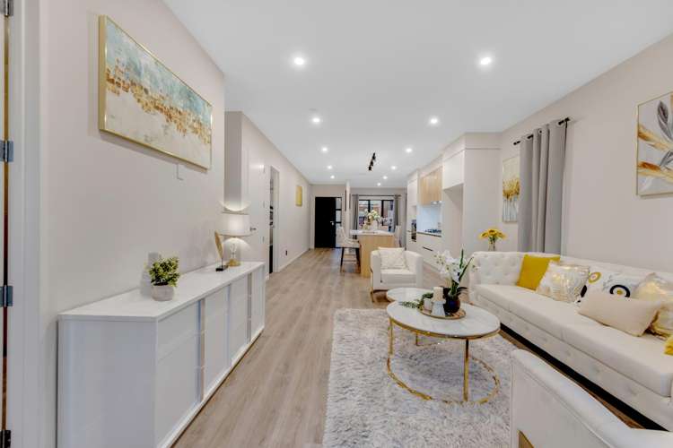 8 Frontier Lane Flat Bush_7