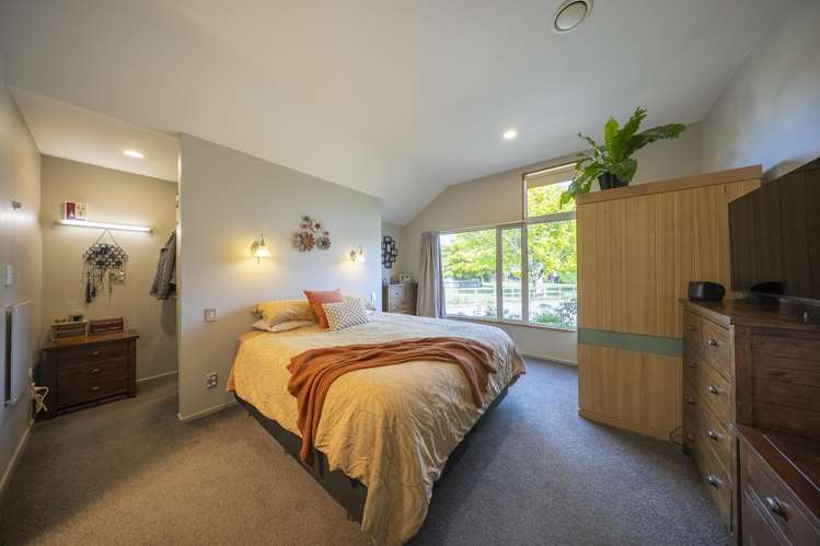 13 and 15 Melland Place Te Anau_25