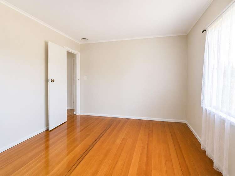 16 Mail Avenue_5