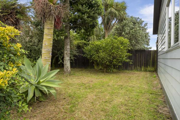 7a Bedford Street Te Atatu South_13