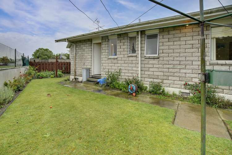 2/16 Cobham Crescent Stoke_5