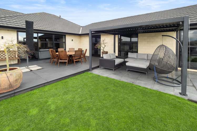 6 Trent Place Lake Hood_23