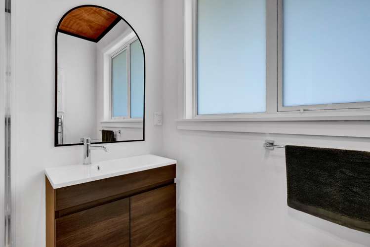 35 Dorset Street Opunake_28