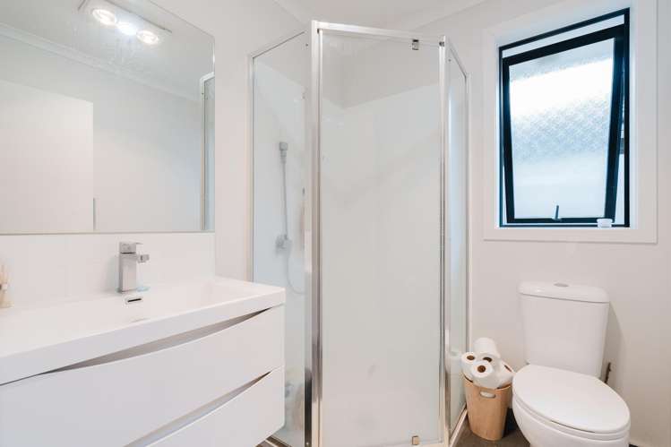 31 Maanihi Drive Rototuna North_9