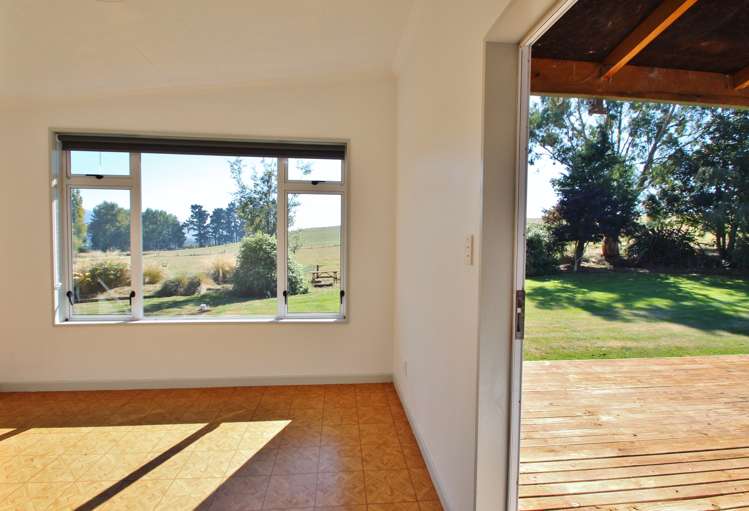 53 Pinnacle Road Gore Surrounds_11