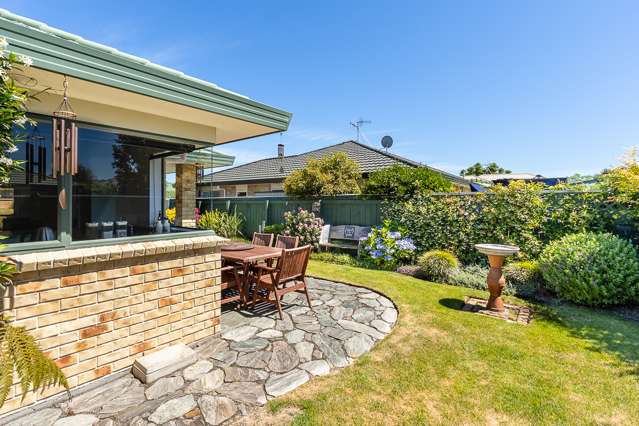 51 Guildford Drive Paraparaumu_1