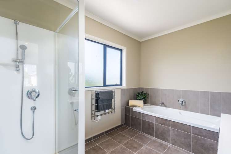 5 Sonoma Crescent Oteha_14