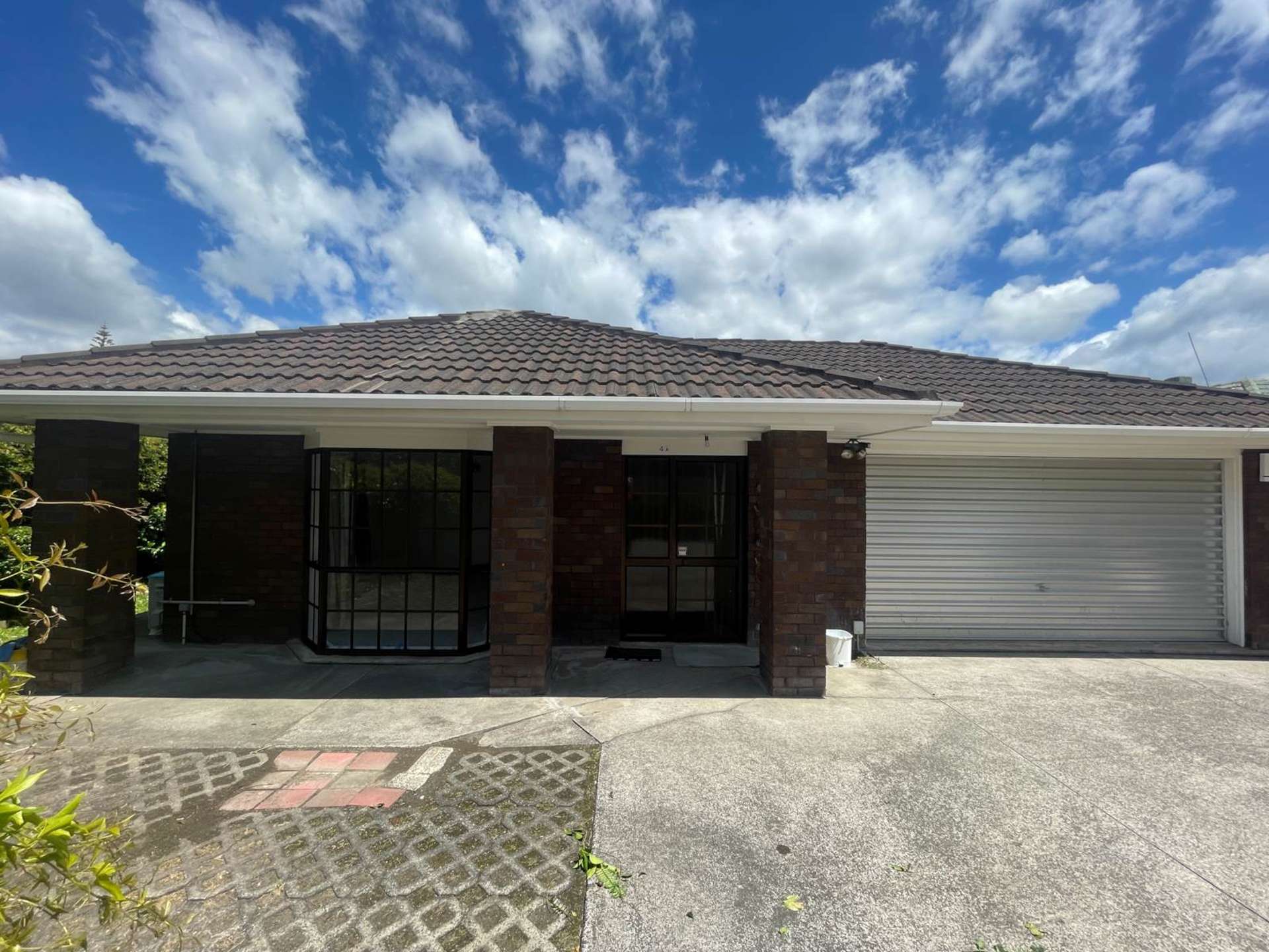 4A Essex Street Te Atatu South_0