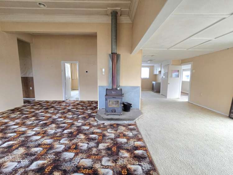 249 Sewell Street Hokitika_13