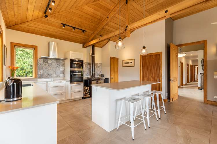 545 Hill Street South Hope_3