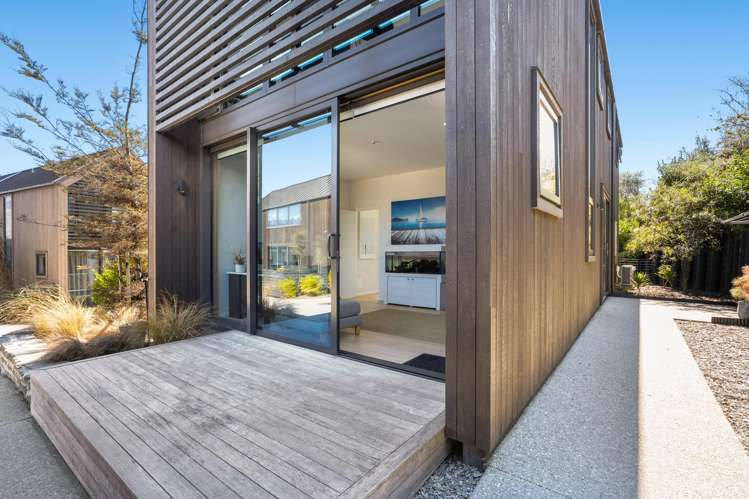 27c Falconer Rise Jacks Point_22