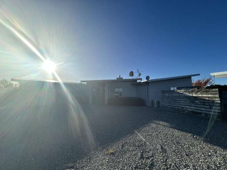 661 Cornwall Road 10114_3
