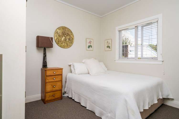 323 Western Hills Drive Avenues_13