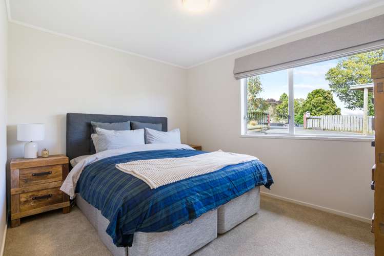57 Terra Nova Street Glen Eden_12