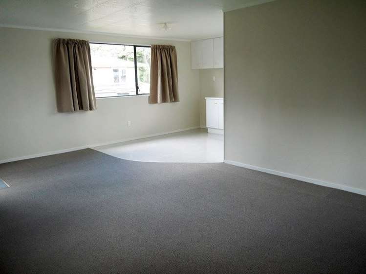 2/95 Mahia Road Manurewa_5