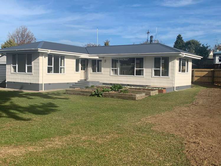 2 Station Road Matamata_12