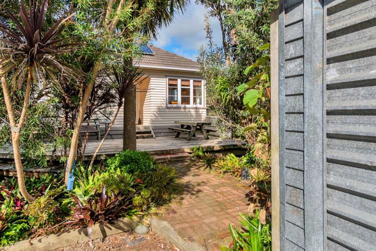 28 Te Moau Avenue Parakai_2