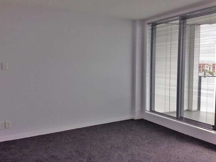 17/8 Basque Road Eden Terrace_4