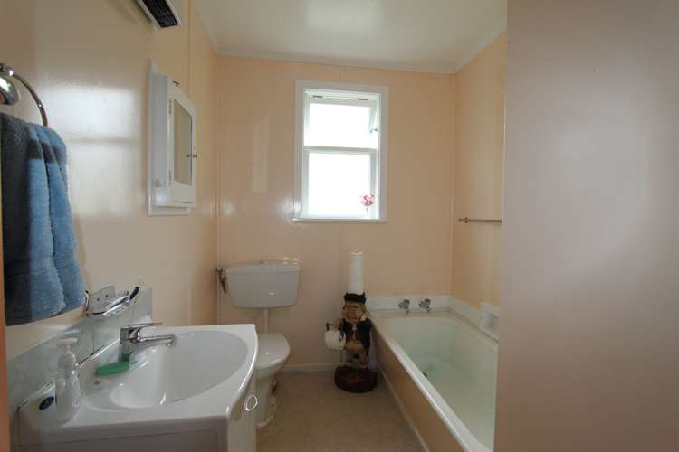 6 Hamilton Street Pahiatua_5