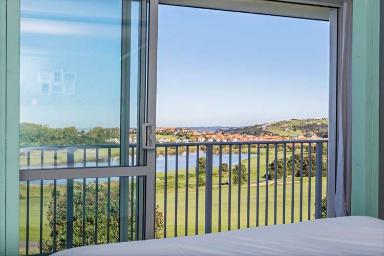 37 Maylee Crescent Gulf Harbour_11