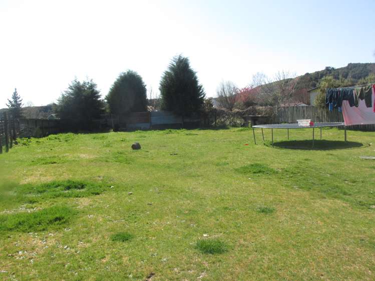 6 Conlon Street Reefton_25