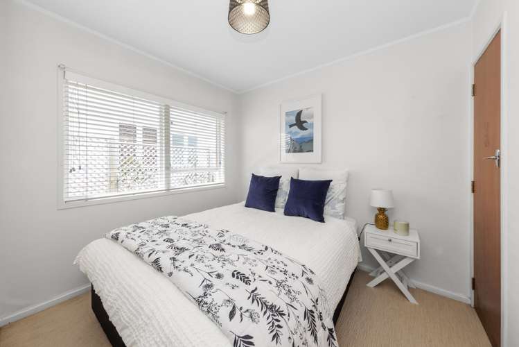 2/13 Brixton Road Mount Eden_10