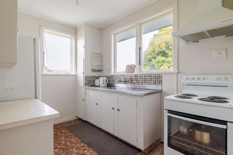8 & 9 Benbow Place Awapuni_10