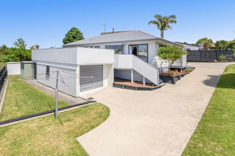 64 Heron Avenue East Matua_16