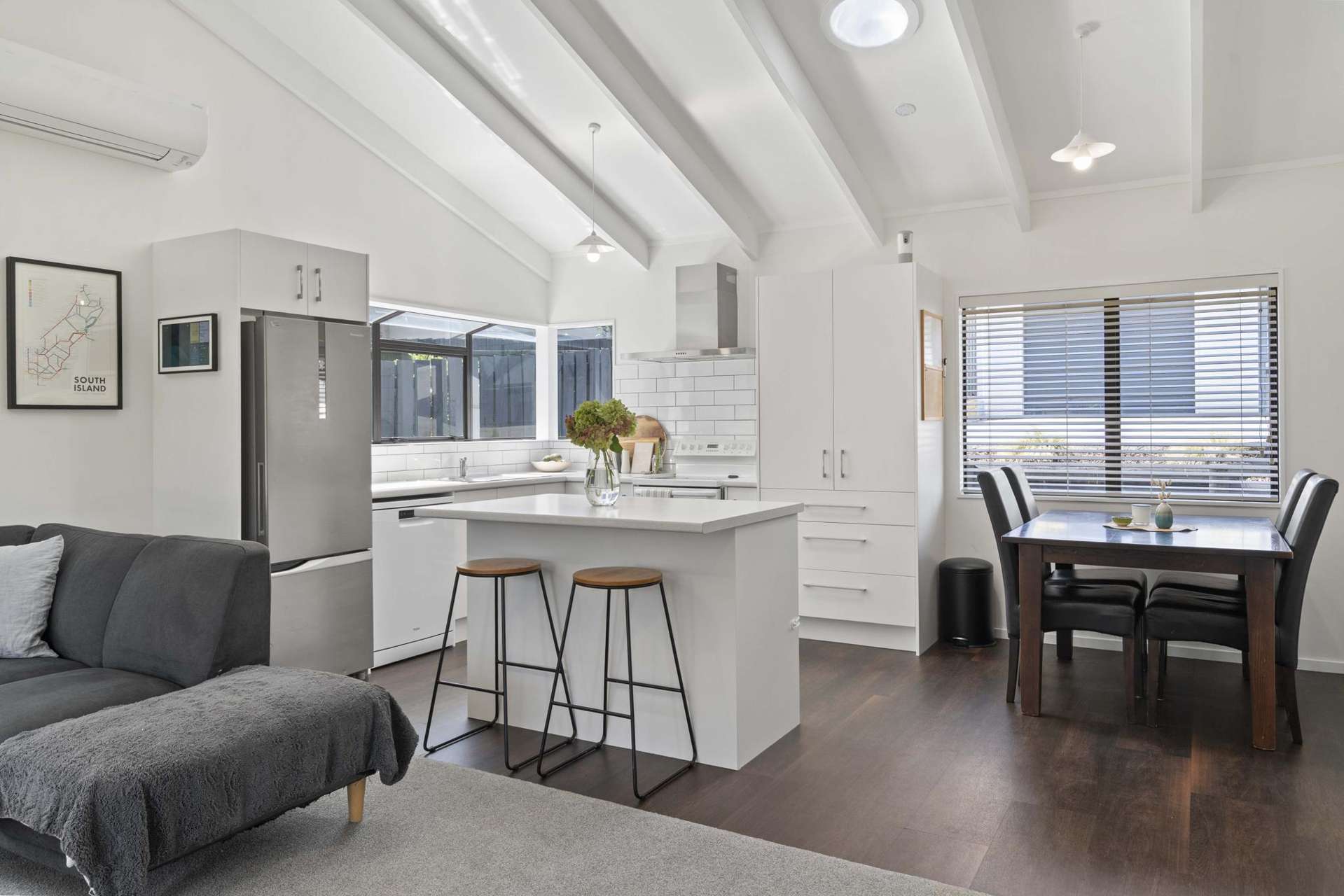 4 Meander Drive Welcome Bay_0