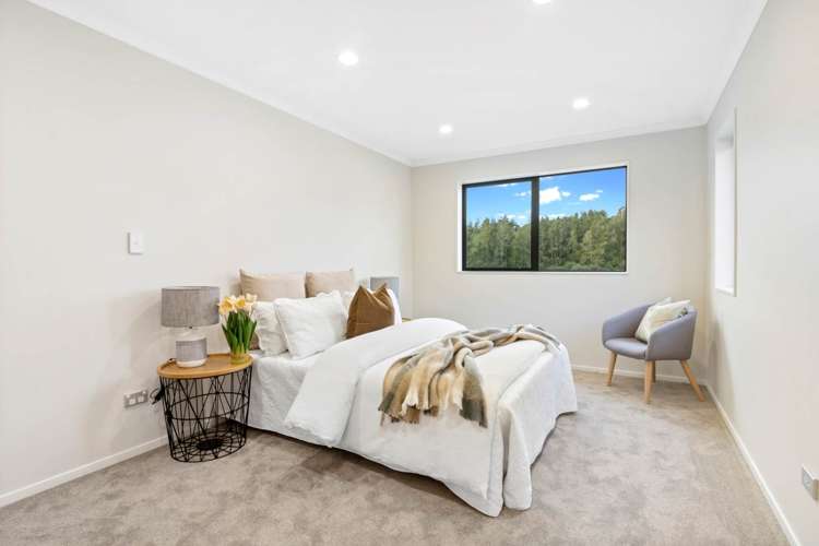 8 Koromeke Street Flat Bush_15