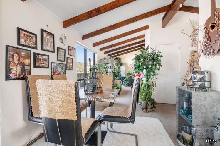 8 Capitol Road Matakatia_7