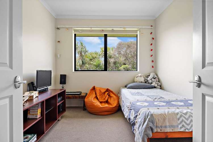 9 Grassfield Place Waimauku_20