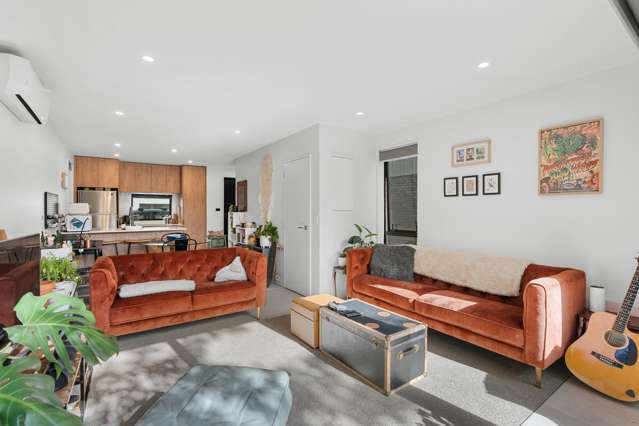 2/312 Worcester Street Linwood_1