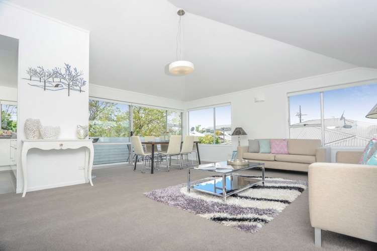 2/15 Hemi Street Narrow Neck_5