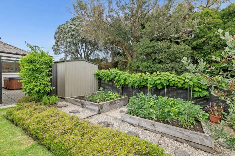 106 Uxbridge Road Mellons Bay_8