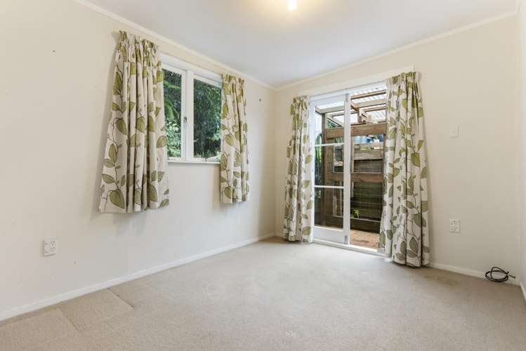 126 Candia Road Henderson Valley_14