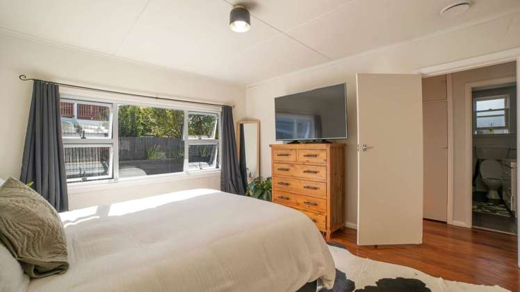 54 Harris Street Kaiti_12