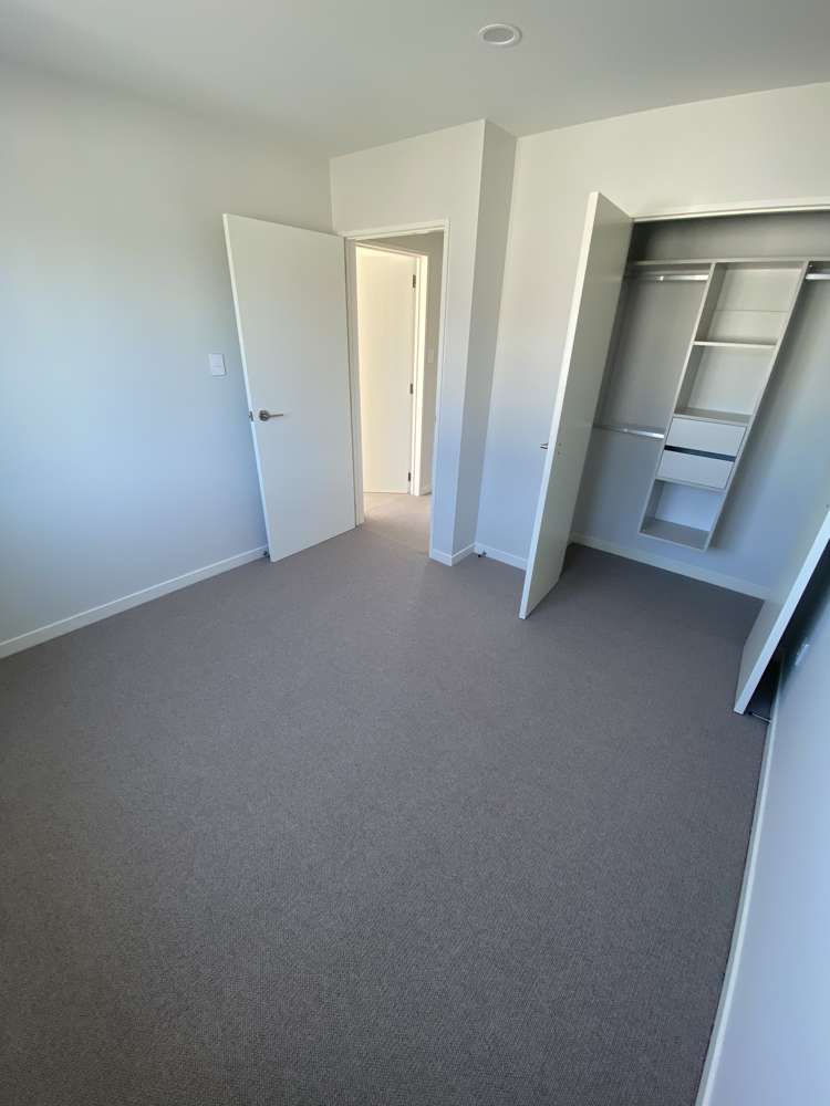 1 Henry Lloyd Place Silverdale_21