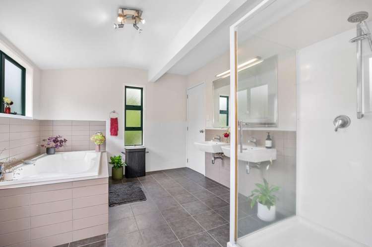 63c Lowe Road Whakamarama_31