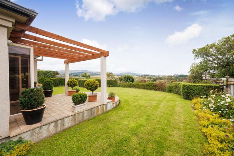 144 Pacific Drive Fitzherbert_2