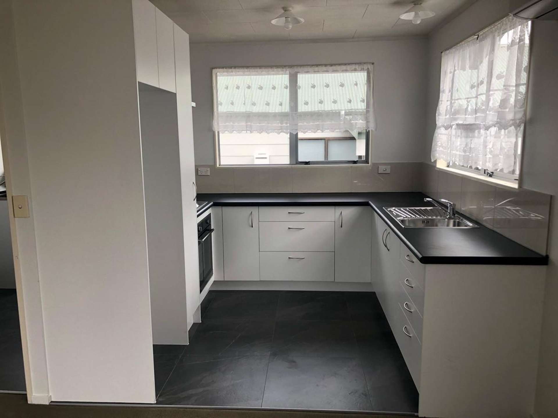 8A Don Buck Road Massey_0